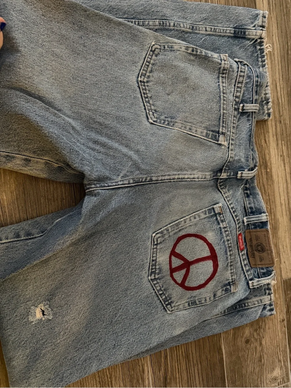 Wrangler Light Wash Blue Straight Jeans